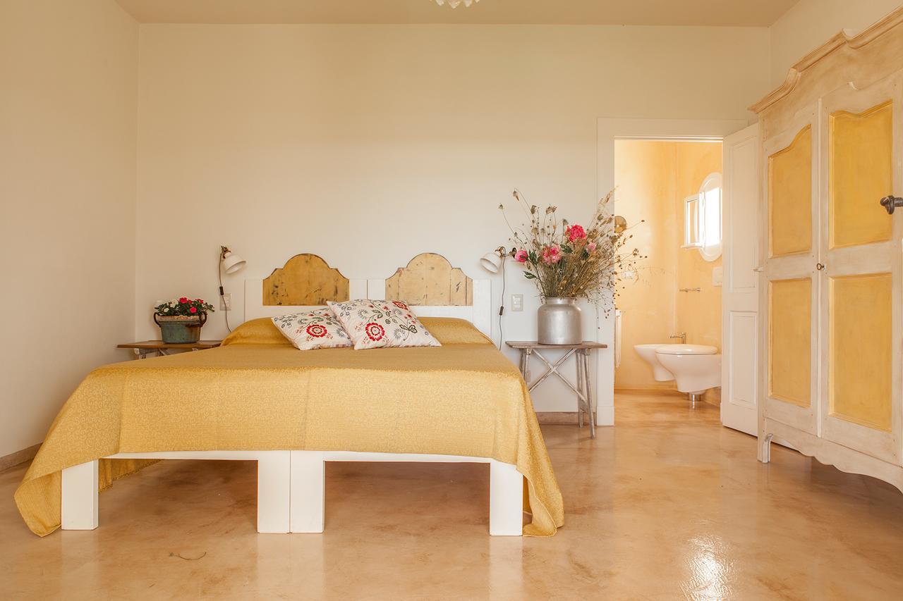 Novoli Agriturismo Li Calizzi Arte E Natura מראה חיצוני תמונה